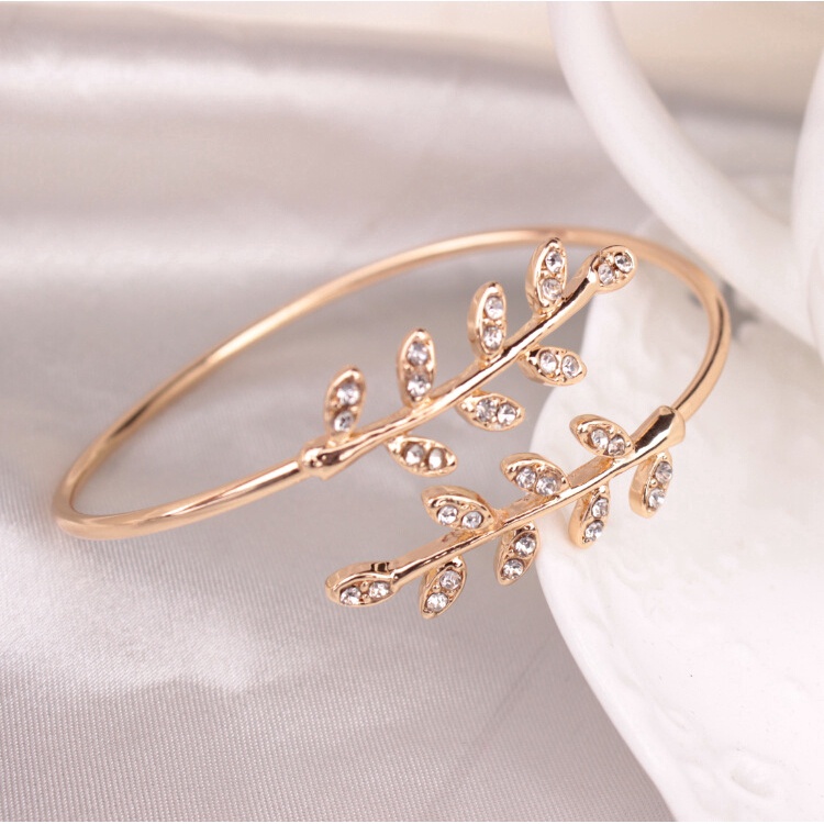 Gelang Bangle Model Terbuka Adjustable Bentuk Daun Warna Silver Untuk Wanita