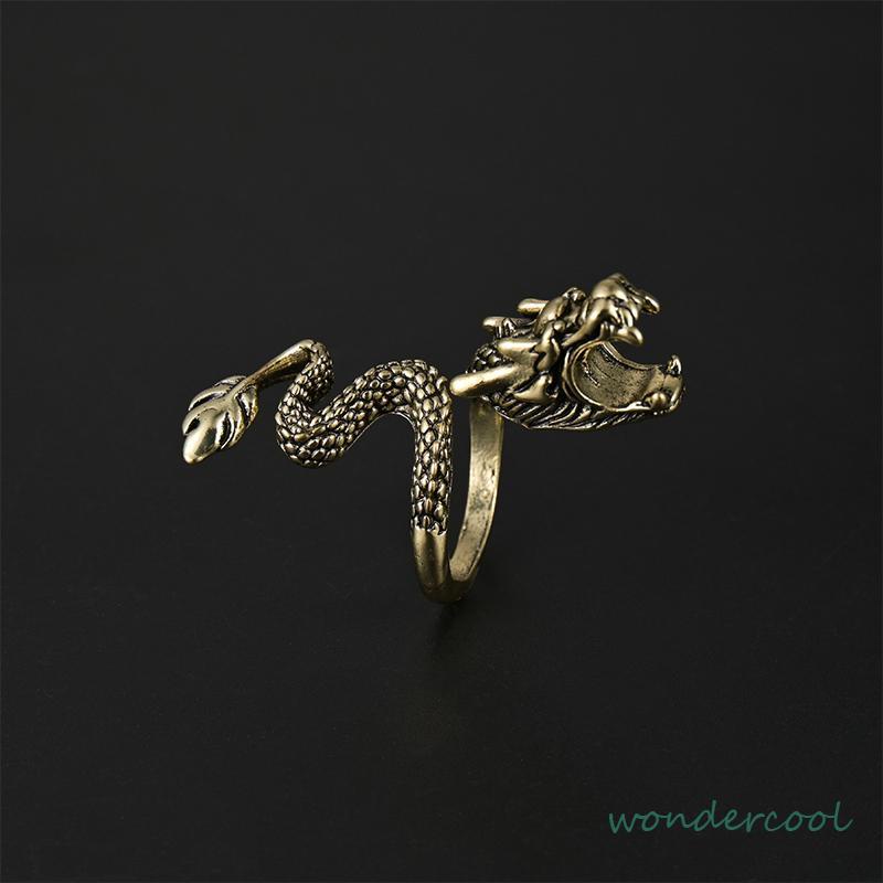 Cincin Naga Pria Keren Emas Creative Retro Style Dragon Design Ring Holder For Gift-Won