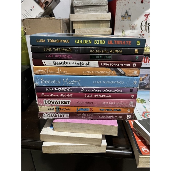 novel luna torashyngu golden bird best of the best lovasket mawar merah mozaik second teenlit prelov