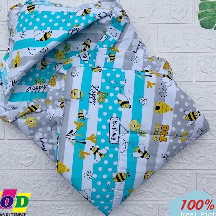 selimut bayi karakter / selimut bayi lembut / selimut topi bayi newborn / selimut bayi termurah