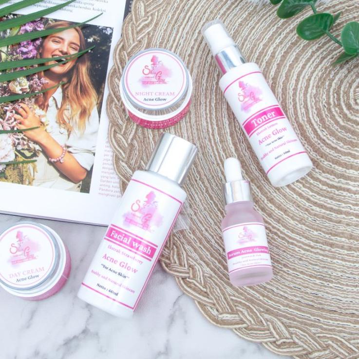 Terbaru dan terlaris CREAM PENGHILANG JERAWAT 5X LEBIH CEPAT SkinGlow Treatment Acne Extra Glow ecer