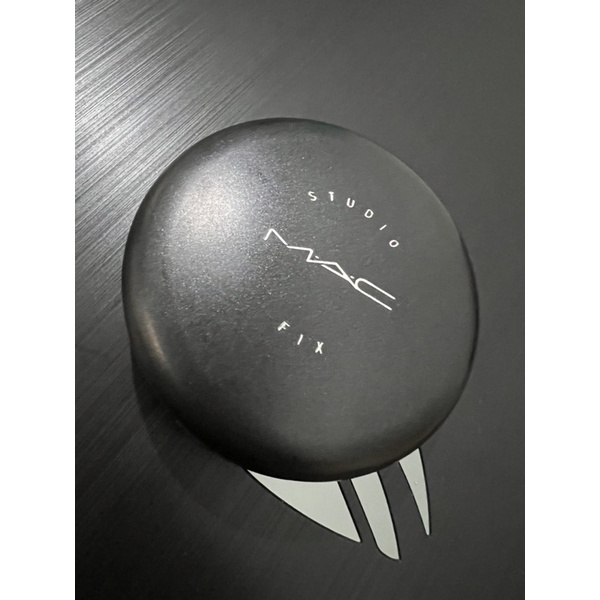 SOLD MAC studio fix original nc35