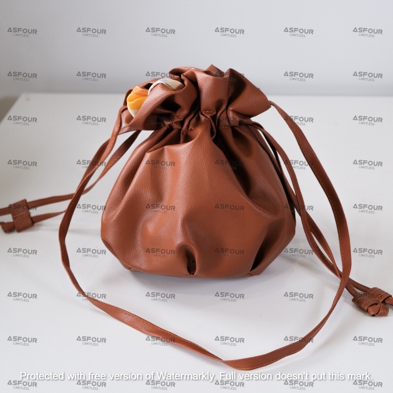 Asfour- Tas Selempang Bucket Serut Bahan Kulit Sintetis/Tas Serut Kulit Sintetis Tas Selempang Wanita Import Terbaru Dan Kekinian Fashion Korea