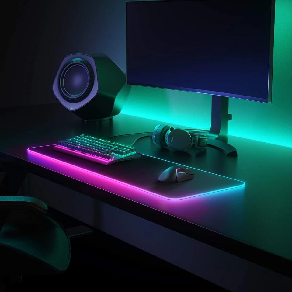 Mouse Pad Gaming XL LED RGB Alas Mouse Ukuran Besar Anti Slip, Bahan Soft