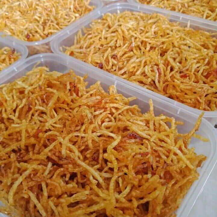 

KENTANG MUSTOFA ORIGINAL KEMASAN BOX THINWALL 500ml // KENTANG PENGANTIN ORIGINAL // MUSTOFA ORIGINAL // KERIPIK KENTANG.