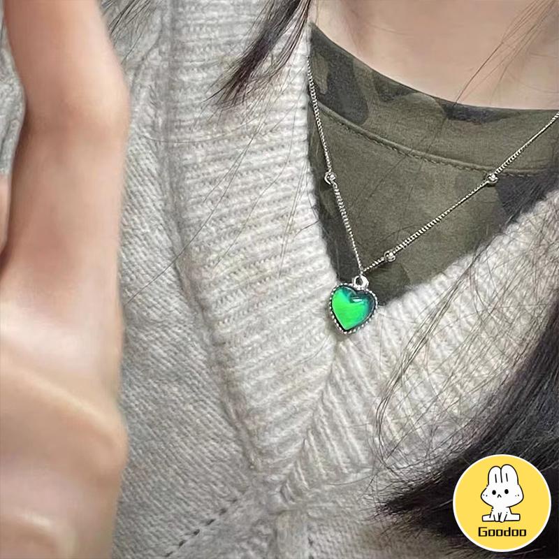 Kalung Korea perubahan warna suhu Cinta Berubah Hangat Desain Niche Manis Keren Fashion Kalung Aksesori wanita -Doo