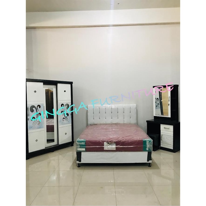 SET KAMAR TIDUR KAMAR SET MINIMALISET TEMPAT TIDUR MINIMALIS 1 SET KAMAR TIDUR LEMARI DAN MEJA RIAS