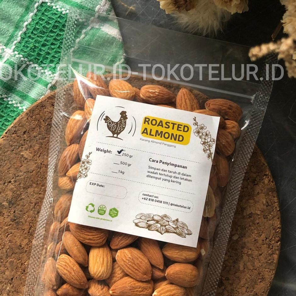 

Bestseller--Roasted Almond Premium (Panggang) Kacang Almond - Blue Diamond 250Gram