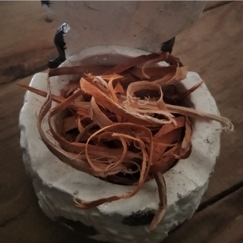 

Kayu Secang Serut Wedang Secang 500g