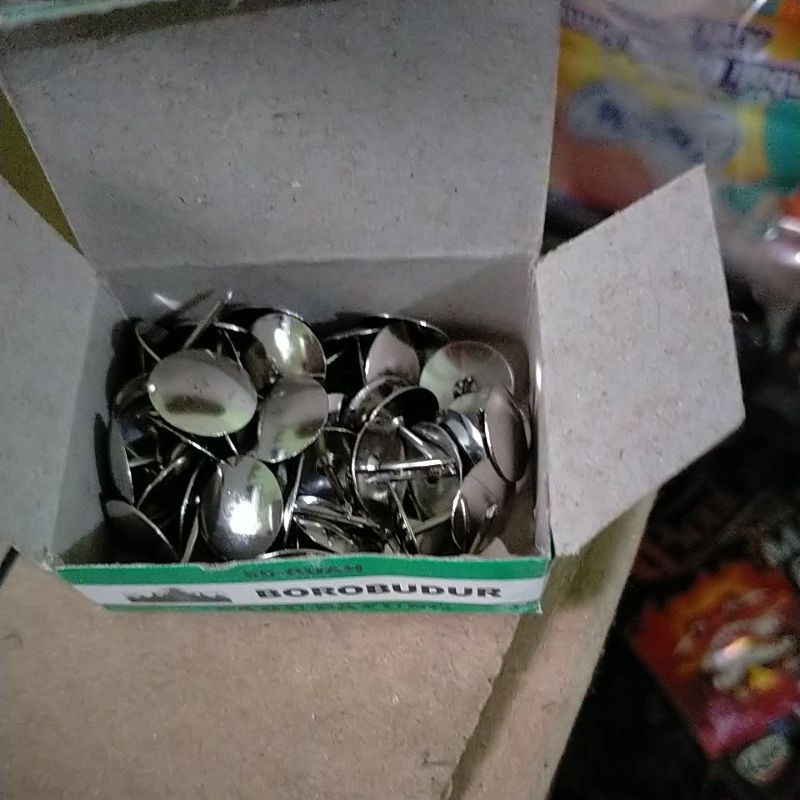 paku payung/pines kualitas baik,per box KECIL isi 50pcs.