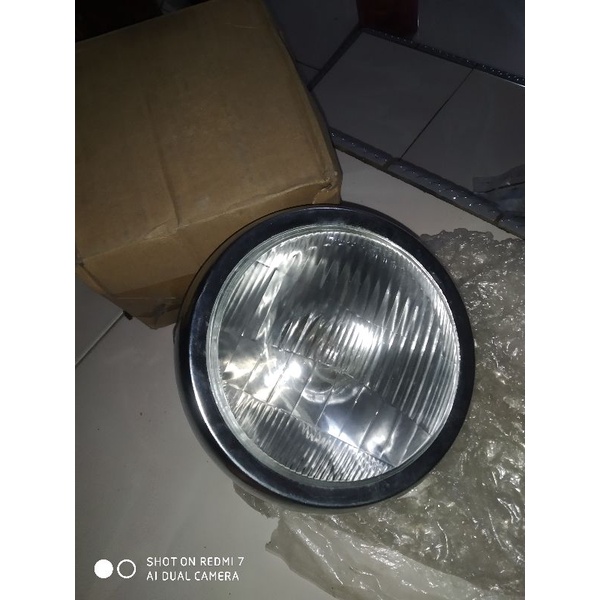 batok lampu yamaha YB100