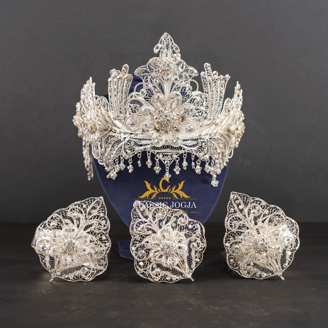 SIGER MANTEN TRAP CIKI LENGKUNG SILVER Full batu Pelangi +Rumbay/Siger manten/siger sunda pengantin 