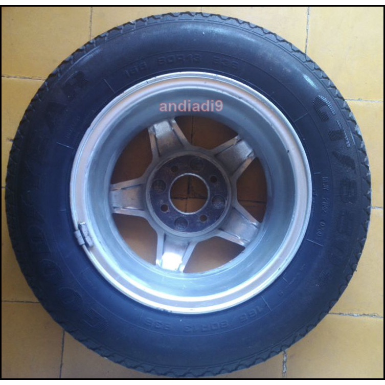 VELG BAN DAIHATSU CHARADE R13 BEKAS 1 PCS