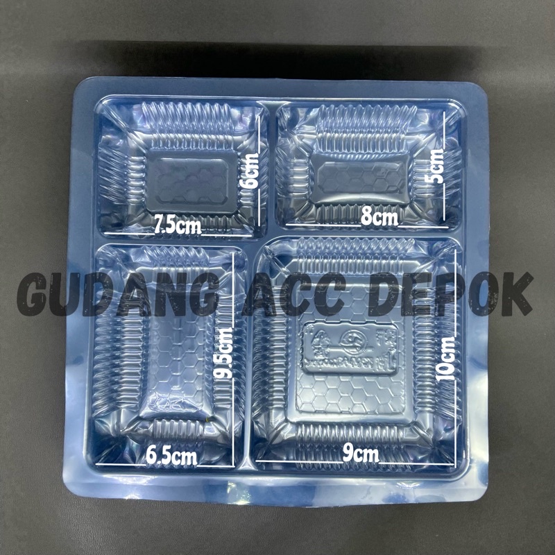 MIKA PLASTIK SEKAT 4 MIKA BENING  / TEMPAT MAKANAN CATERING UNTUK DALAM DUS NASI KOTAK UKURAN 18x18