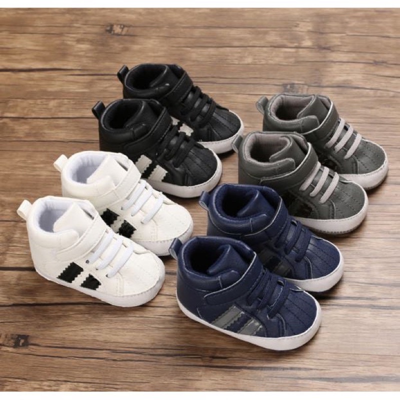 Sepatu Bayi Prewalker Laki Laki 0 - 12 Bulan Murah  Import Sneakers Lucu Clasic Boots