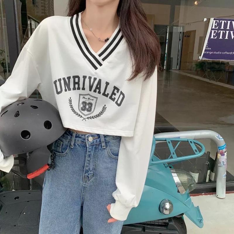 Sweater Crop Wanita Korean Style - Sweater Unrivaled Sweatshirt Crop - Sweater