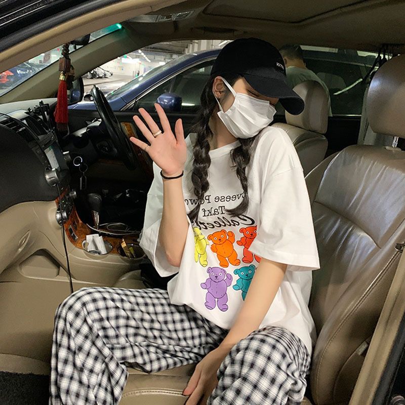 THISTLE - Oversize Tee Tshirt Wanita Model Longgar Motif Bear Pelangi