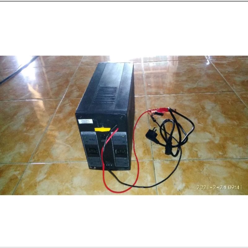 ups apc 1100 modifikasi aki luar  timer sudah di nonaktifkan bisa menggunakan aki motor atau mobil 1