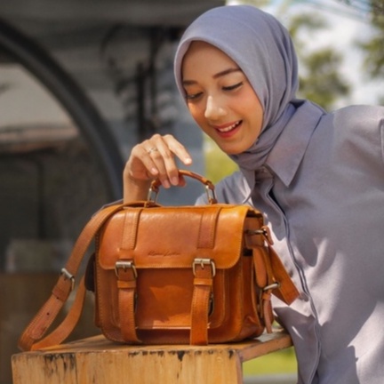 Kenes Leather Tas Selempang Pria Wanita Sling Bag &amp; Hand bag Kulit Asli POST SMALL Nabati