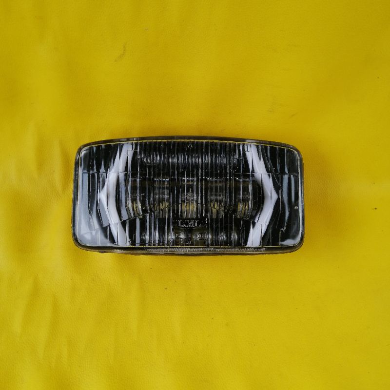 lampu daymaker LED reflektor Vespa Excel hazard