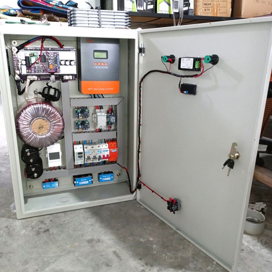 box panel plts 3000w mppt 60A otomatis panel surya solar cell ATS wifi