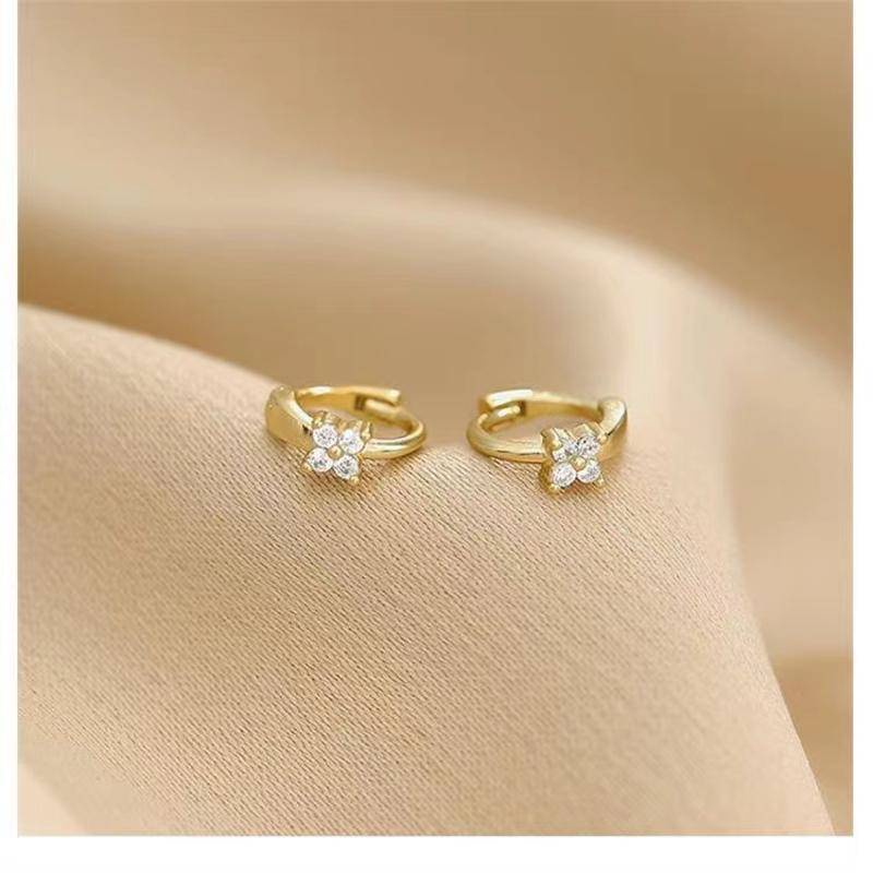 Anting Titanium/Mini Gold Mini Ladies Stills/Simple Fashion Ping Ear Cube Cube Oksidasi Anting Vermiculite Anting