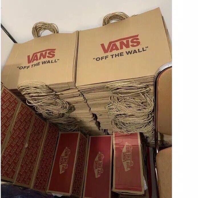 

COD✔️PAPER BAG VANS ORIGINAL 38x31x17 | PAPERBAG VANS TERMURAH | TAS KERTAS MULTIFUNGSI|SQ9