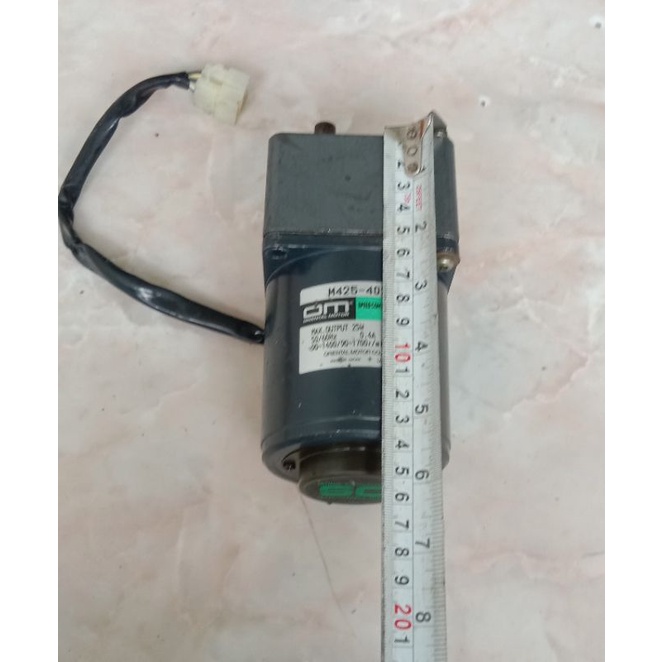 Dinamo Motor Gearbok Oriental 220V 25W Ratio 1 : 18 94Rpm
