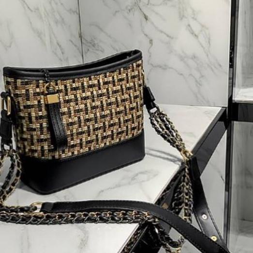

READY ✅Z R GABRIELLE FREE PAPERBAG|SQ7