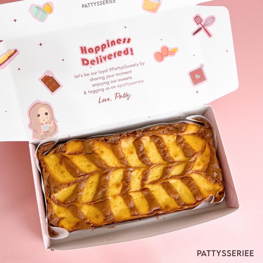 

EXCLUSIVE!Red Velvet Cheesecake Fudgy Blondies Pattysseriee 20x10cm BACA DESKRIPSI|RA8