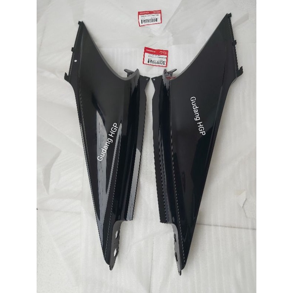 Cover Body L & R Set Black Honda Beat Jarbu 2008-2012 83500 83600-KVY-960FMB Ori Honda Genuine Parts
