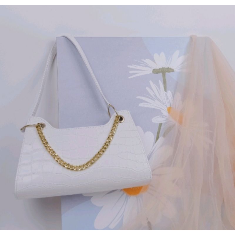 Lyora Bag @reloastory - White