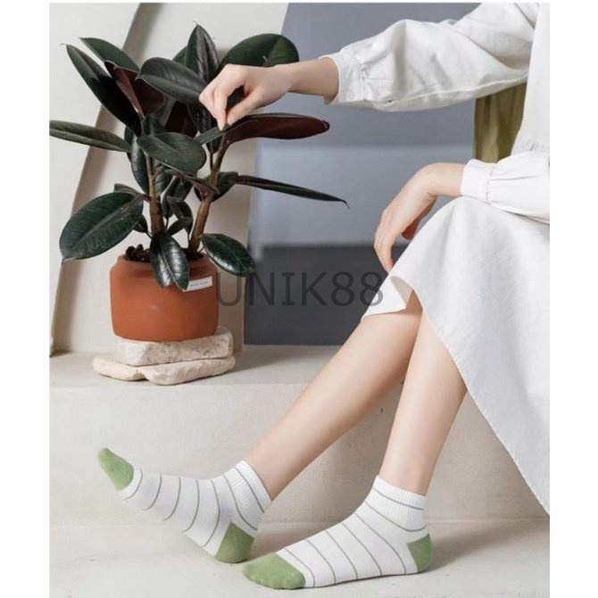 [UNIK88] Kaos Kaki Wanita Motif Lemon Pendek Semata Kaki Lucu Hijau Lumut Korea Style Women Sock Import / Kaos Kaki Wanita Pendek Motif Kotak Garis