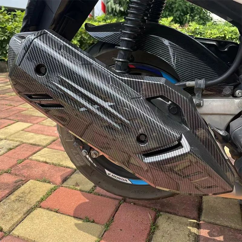 Penutup knalpot PCX 160/ cover Tutup Knalpot PCX160 Motif Carbon Anti pecah