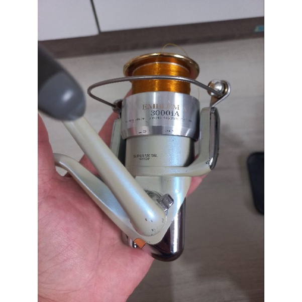 reel daiwa emblem x 3000ia japan