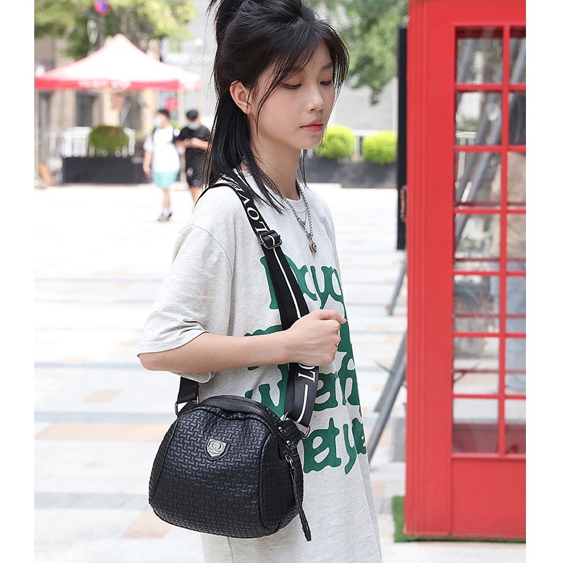 TAS SELEMPANG WANITA KOREA KULIT HITAM MILLSA PREMIUM KEKINIAN SLING BAG IMPORT REMAJA TA663B5 MURAH FASHION BRANDED BATAM CEWEK SIMPLE CASUAL