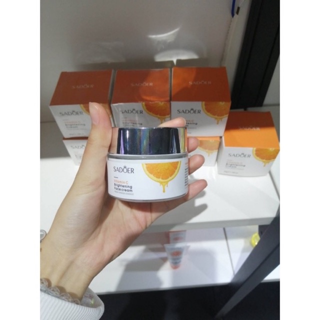 Cream Vitamin C Brightening Pencerah kulit wajah 50g / Day Face Cream