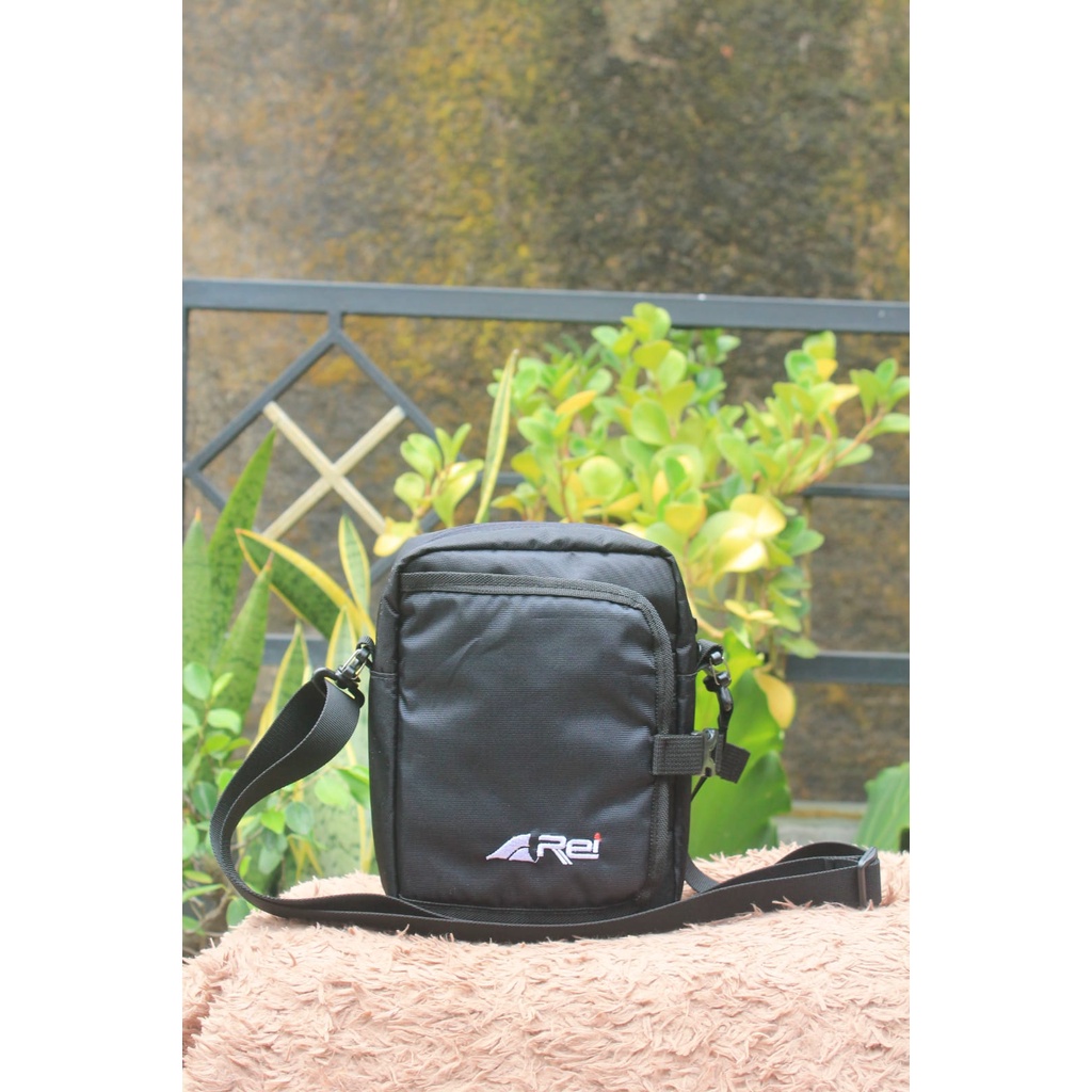 tas selempang rei Merapi T21xP16xL6cm original
