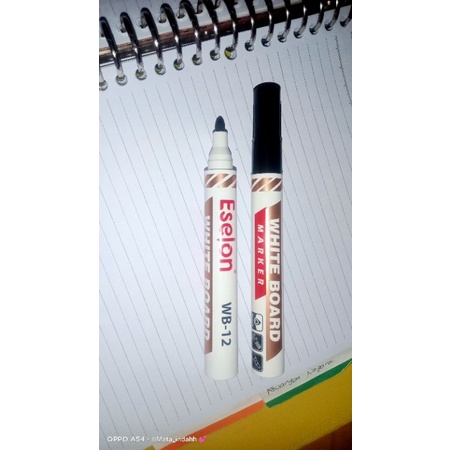 

Spidol papan tulis (board marker).