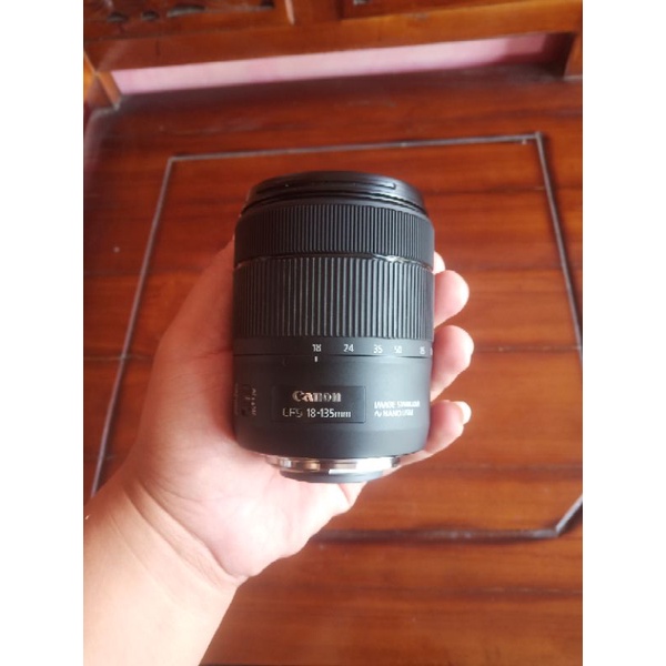Lensa canon 18 135mm nano usm for canon like new
