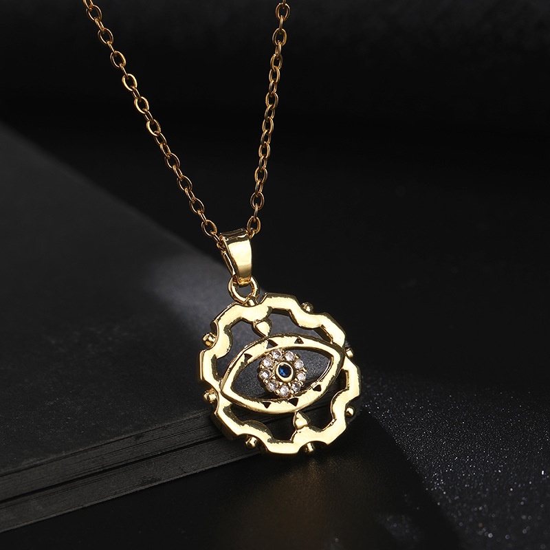 Kalung Rantai Dengan Liontin Bentuk Mata Iblis Warna Biru