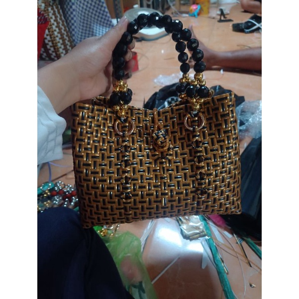 tas anyan jali handle Mutiara