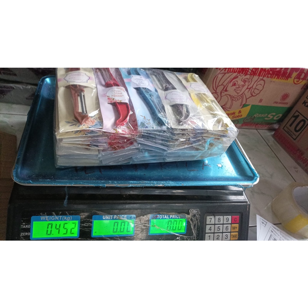 50 PCS Souvenir Pengupas BuahKecil / Peeler/ Serutan Buah Alas Shabby Kemas Plastik