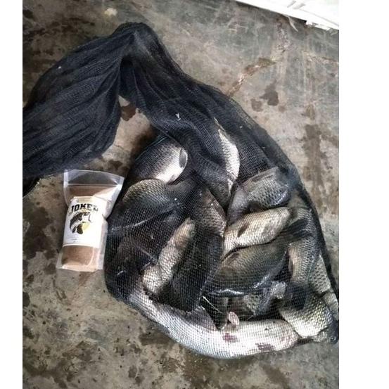 GQ.18Oc22l ‑  Pelet goreng Joker Amis Wangi , untuk ikan tombro, patin,nila, 300gr