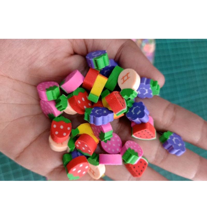 

10pcs Penghapus karakter mini / penghapus mini