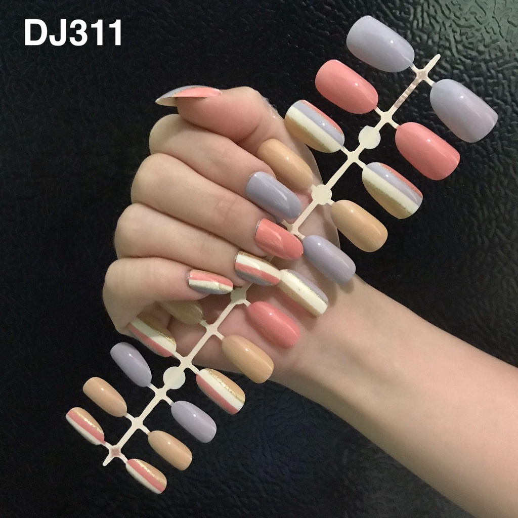 24Pcs Kuku Palsu Murah Motif DJ311 / Fake Nails Motif Gliter Glossy Nude / Nail Art Kuku Palsu