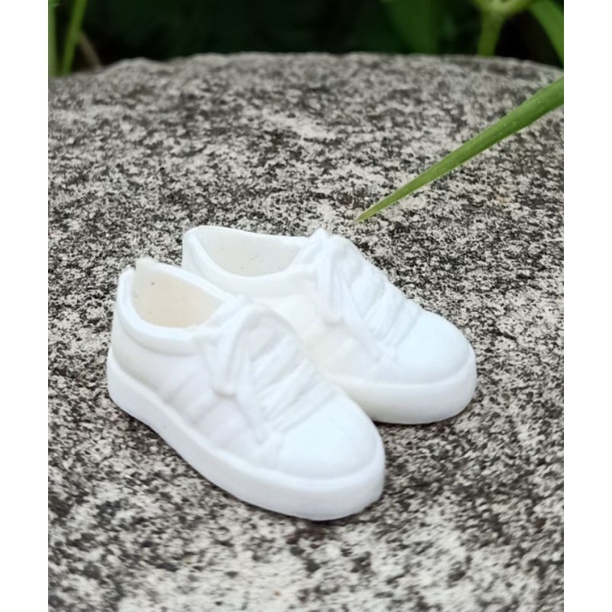 Sepatu boneka barbie original