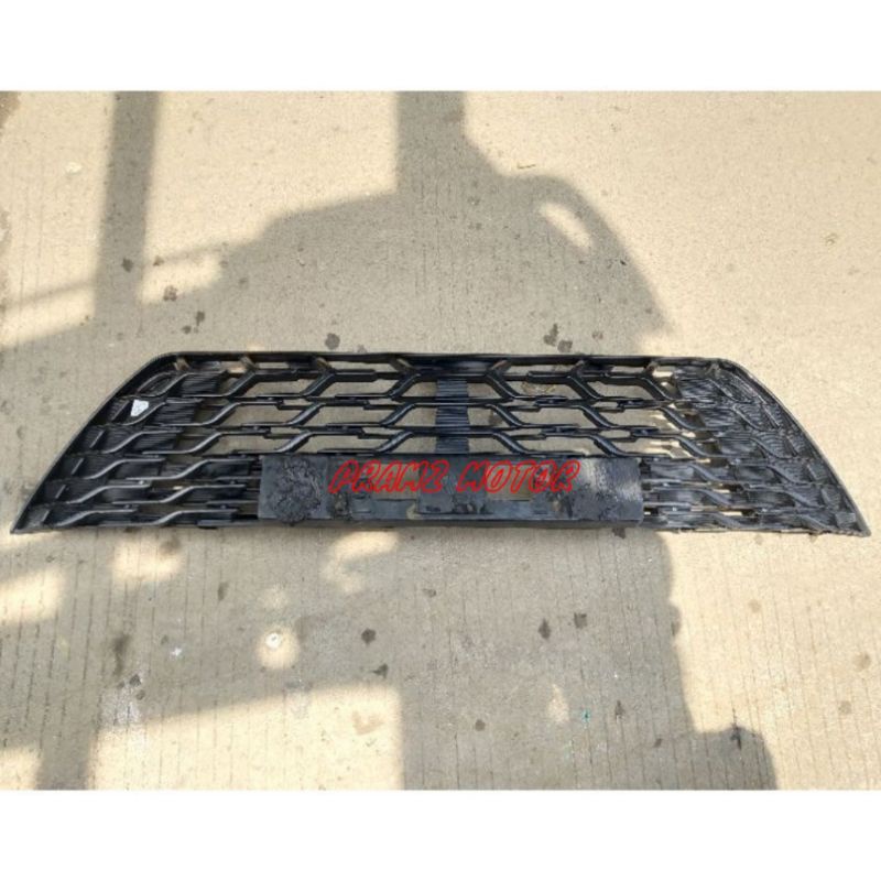 Ram bumper grill bawah AVANZA VELOZ 2016 2017 2018