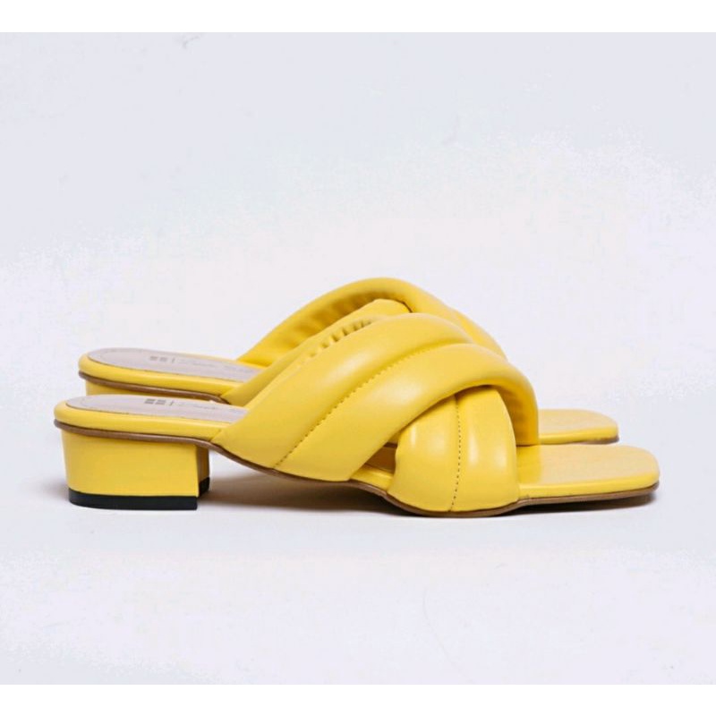 Sandal Koreaan Wanita Silang Ukuran Besar 41.45 SLOP Premium Cewek Cantik Sandal Oversize JUMBO Kuning Viral