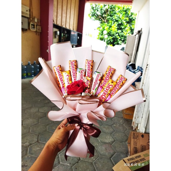 

Buket coklat silverqueen